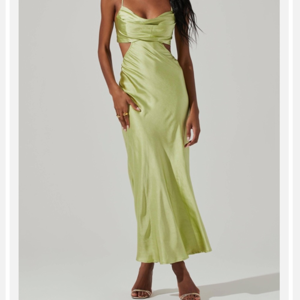 ASTR Midi Dress